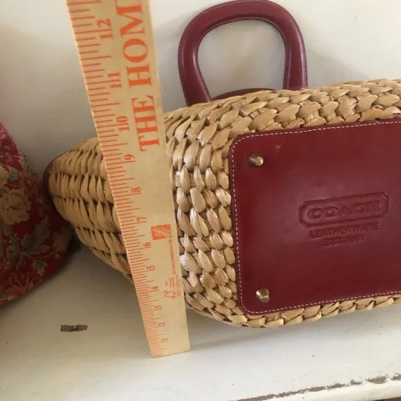 Ultra rare collectible Coach basket straw Tote Bag with Gold Accents XL - Picture 9 of 9
